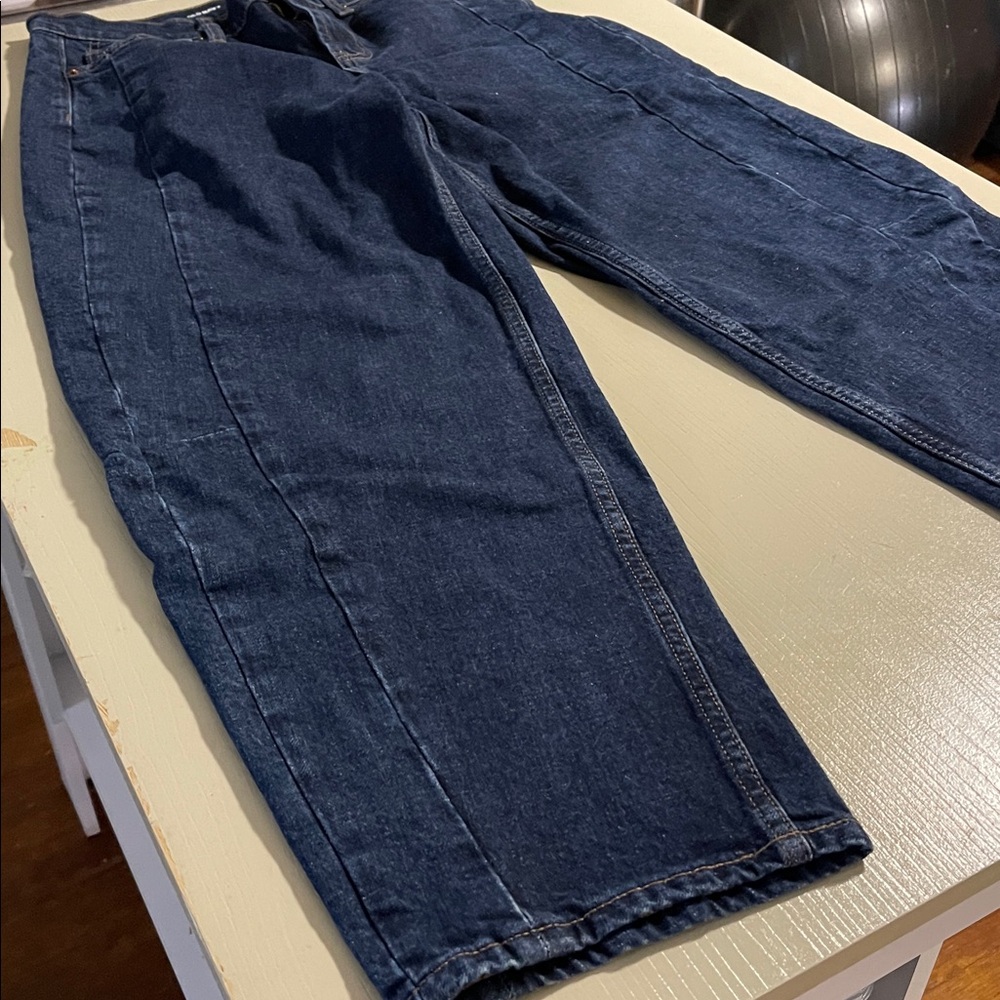 Old Navy Dark Blue Barrel Leg Jeans- Size 6 - Picture 3 of 11